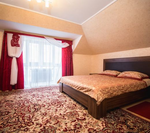 Hotel Zolotoi Lev