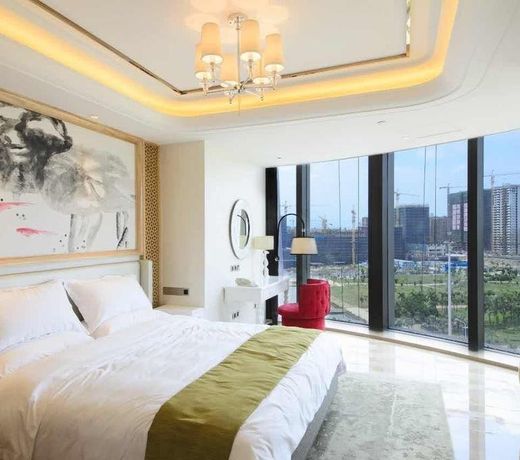 St Fleur Conifer Haikou