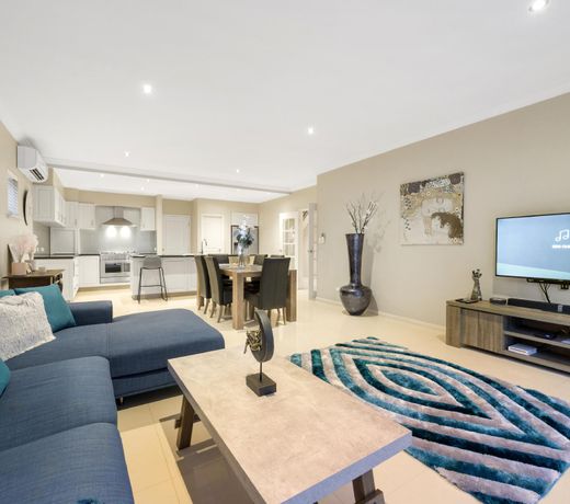 Sorrento Beach Manor