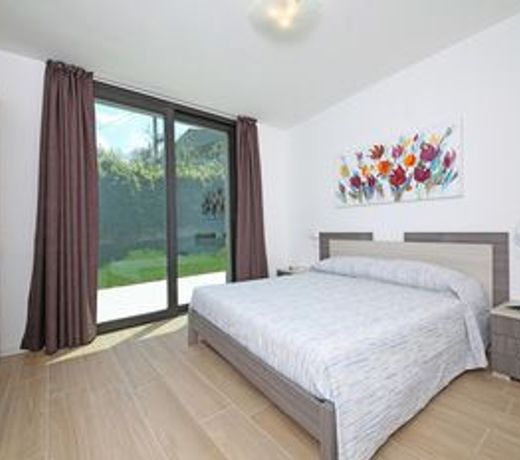 Villa T14