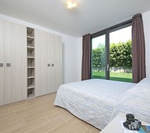 Villa T14