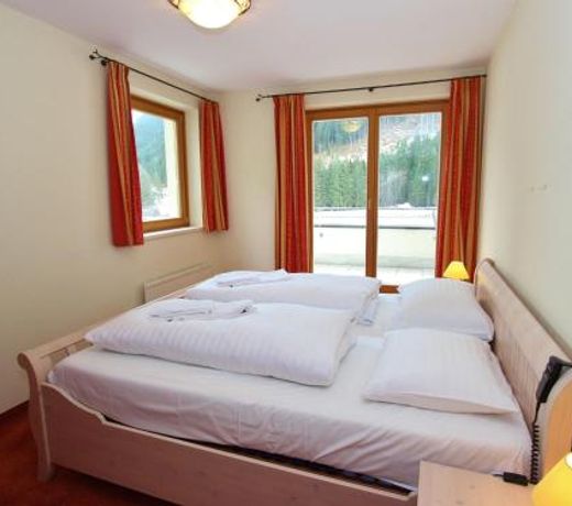 Apartment in Saalbach Hinterglemm with garden