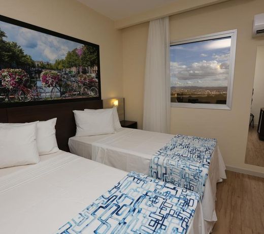 Hotel Amsterdam Montes Claros