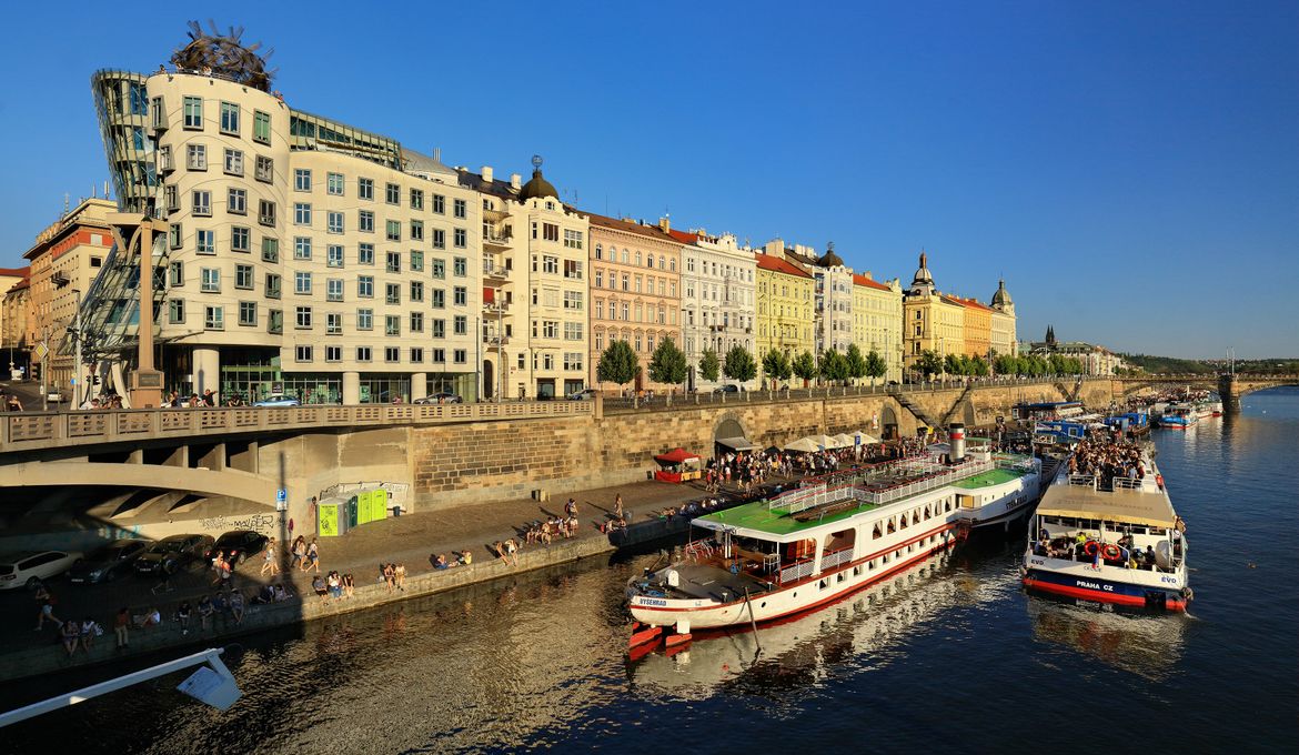 Dancing House Hotel