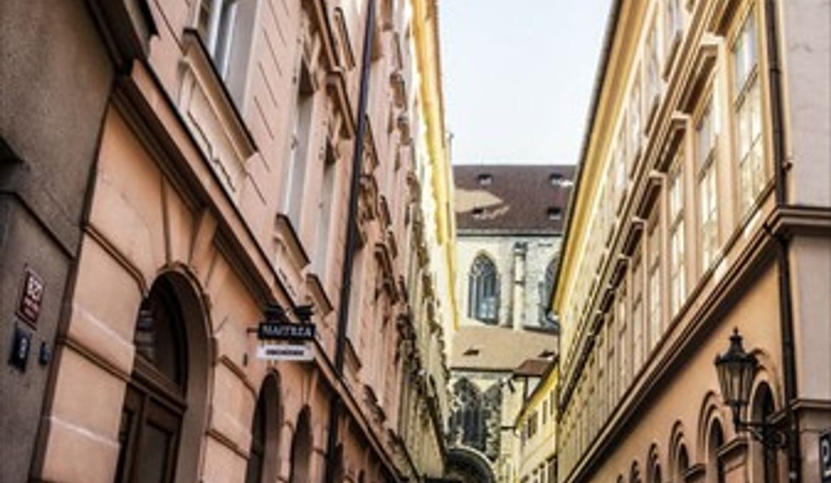 Apartment by the Old Town Square