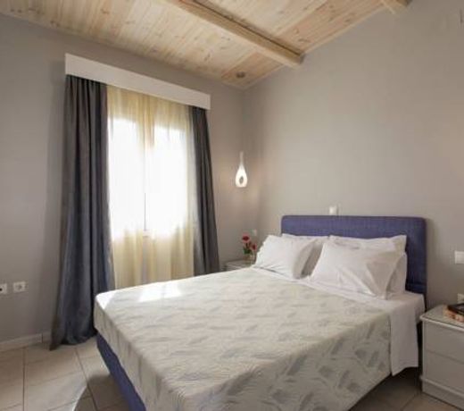 Beautiful Villa in Agia Paraskevi Samos with Swimming Pool