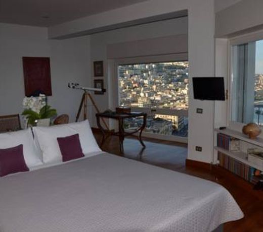 Suite 52