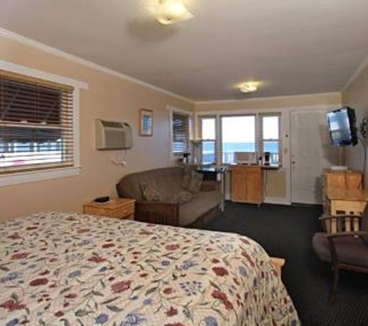 Old Colonial Motel