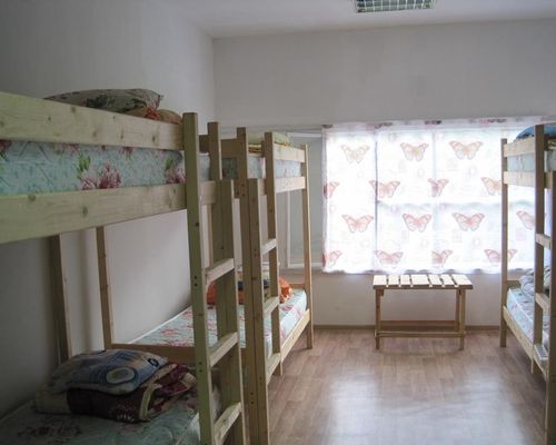 Gnyozdyshko Hostel - Ялта - фото 14