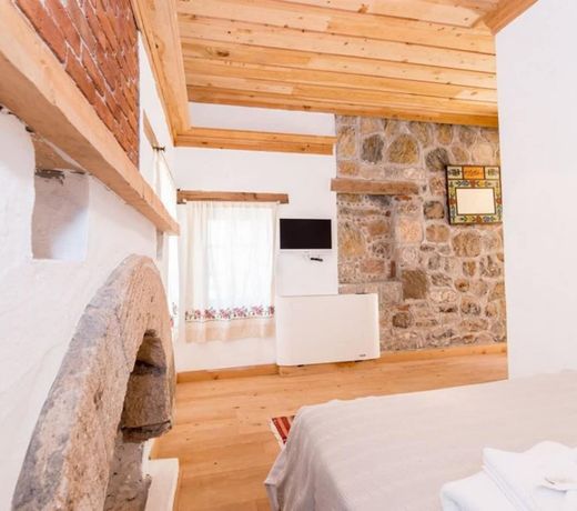 Kaya Guest House