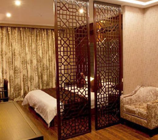 Jiaxing Donghong Noble Business Hotel