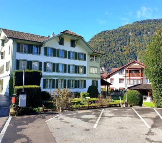 Interlaken Town House Sleeps 12 guests Central