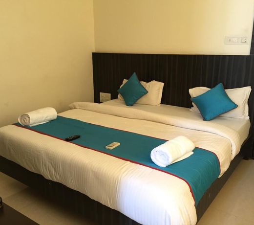 OYO 5514 Hotel Crystal Inn