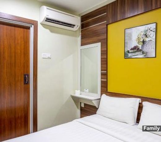 Golden Night Hotel
