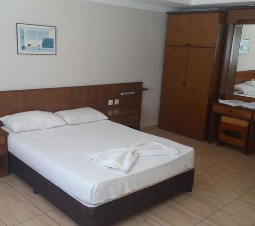 Isinda Hotel