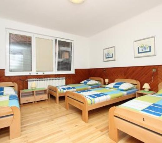 Hostel Lucky