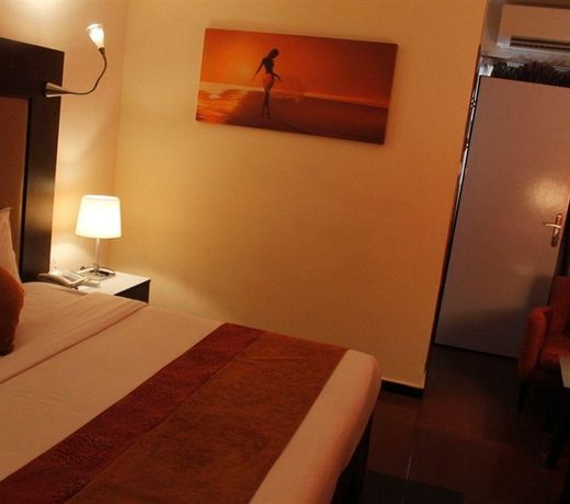 Thornberry Hotel De Island