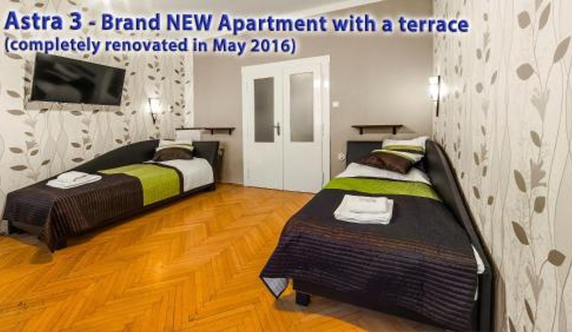 Astra 3 - Large Apartment with Terrace