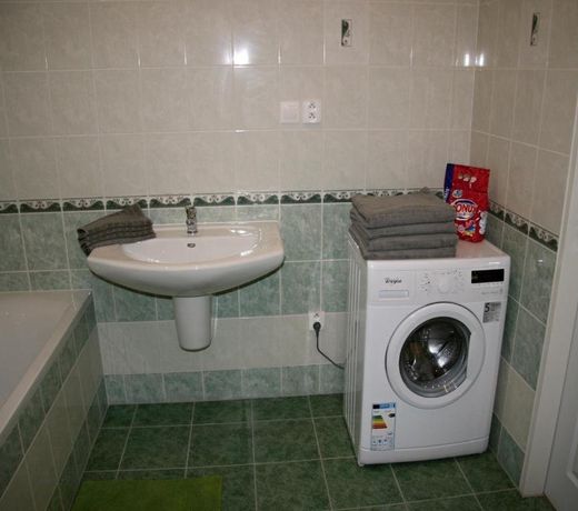 Apartman Raisova 1180