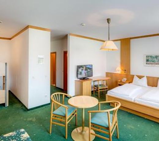 Thermenhotel Kurz