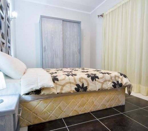 Royal Beach Serviced Apartments