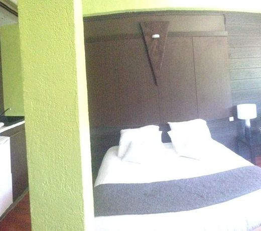 Leon-mauris Appart & HÃ´tel & Spa