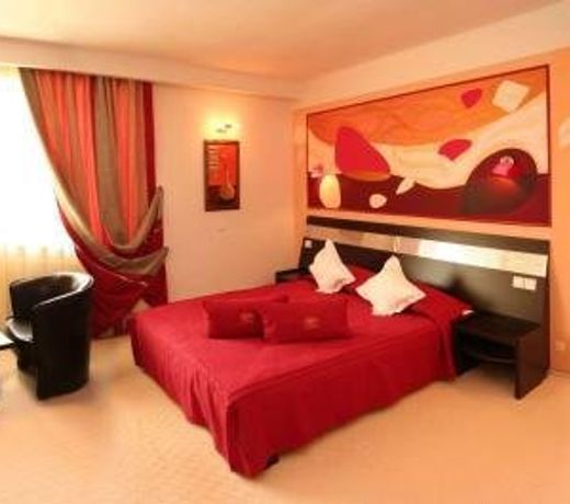 Grand Hotel