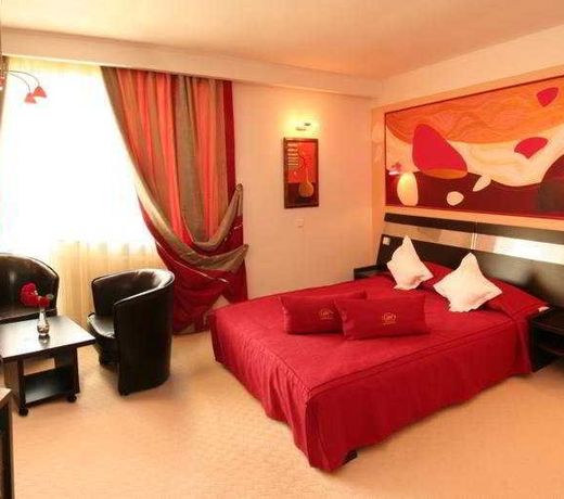 Grand Hotel