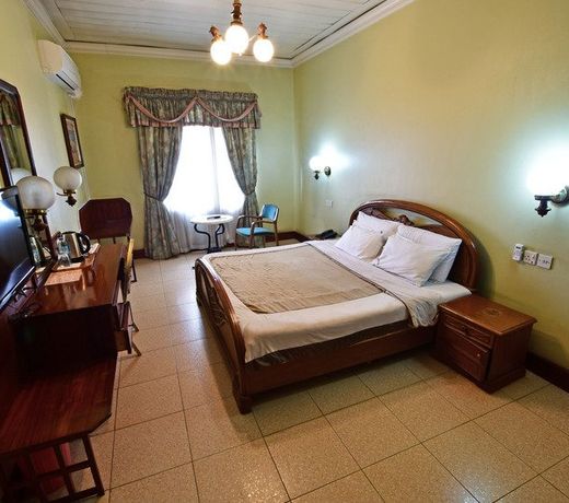 Grand Imperial Hotel