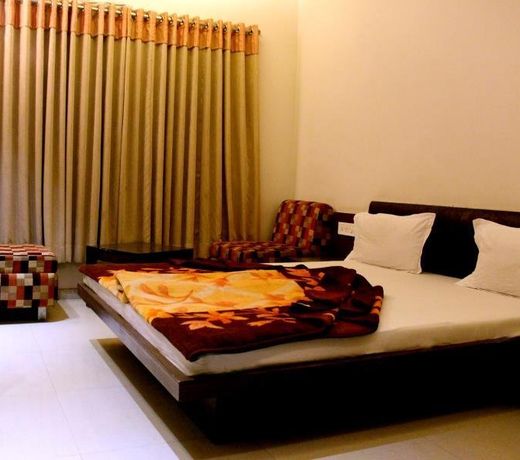 Hotel Rajmandir