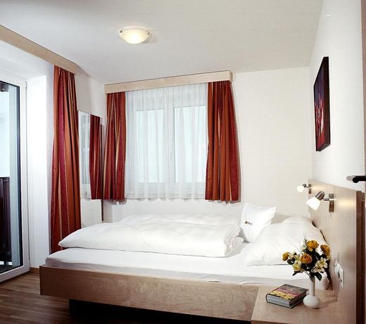 Apartment Ladis-2 by Interhome