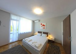 Lazur Apartment Romato, регион , город Бургас - Фотография отеля №1
