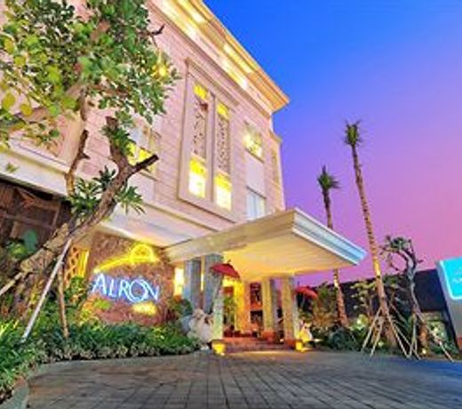 Alron Hotel Kuta Powered by Archipelago