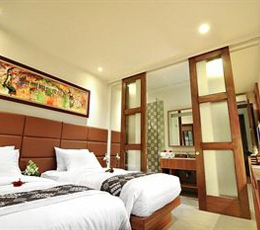 Alron Hotel Kuta Powered by Archipelago