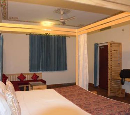 Sparrow Inn Ankur