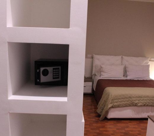 Gazebo Rooms