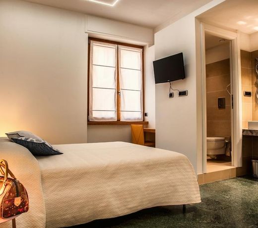 LuceNova Suite Guest-house