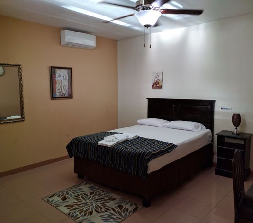 Rockhampton Suites