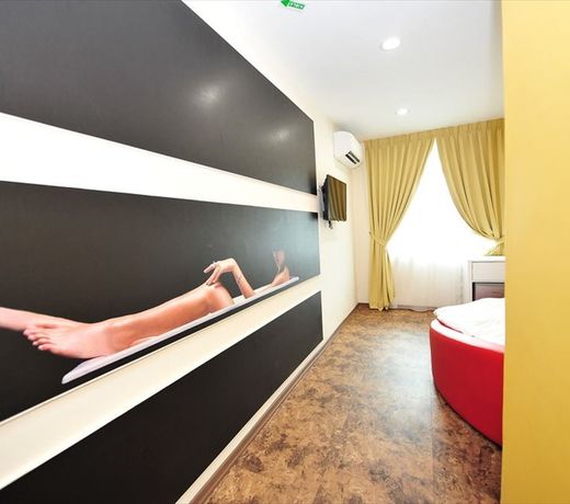 OYO 89848 Link Boutique Hotel