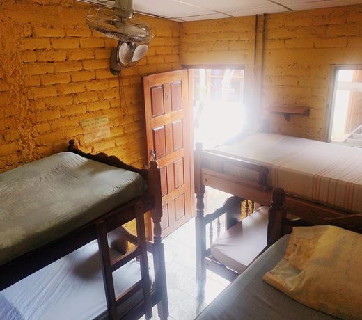 Hostal Los Chamos
