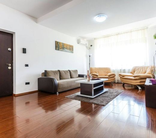 Lux5 Apartment