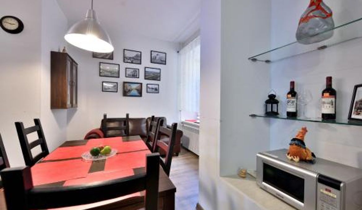 Admiral Apartments