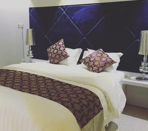 Nai Suites