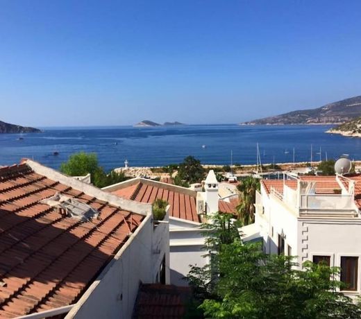 The White House Kalkan