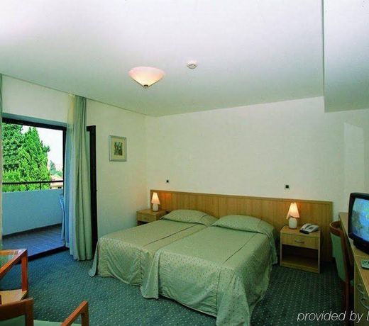 Hotel Flores