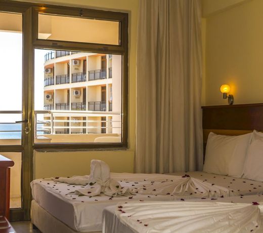 Hotel First Class