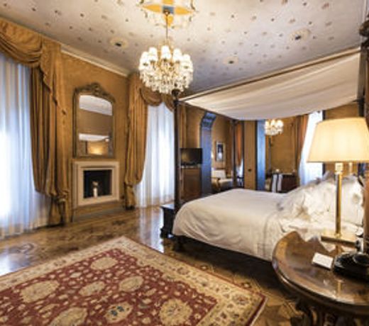 Relais & Chateaux Villa Crespi