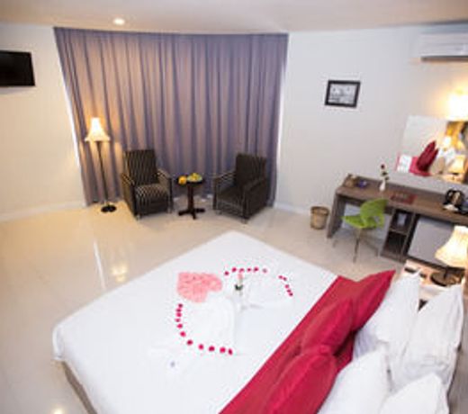 Altos Hotel