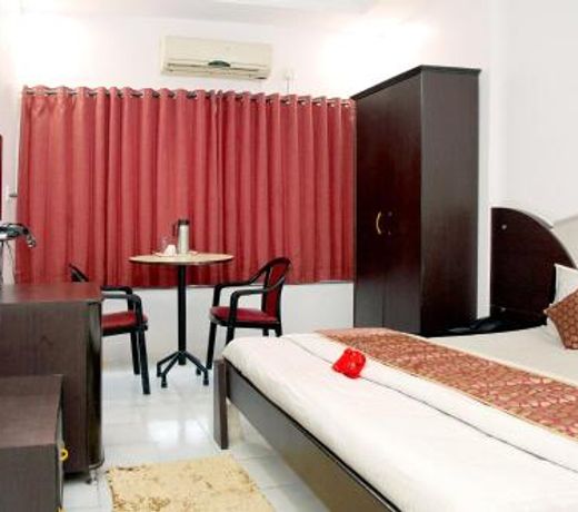 Hotel Raj