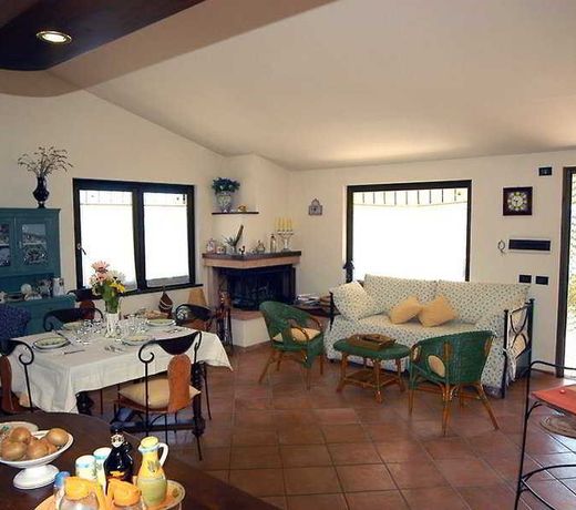 IL ROSETO DEL POGGIO